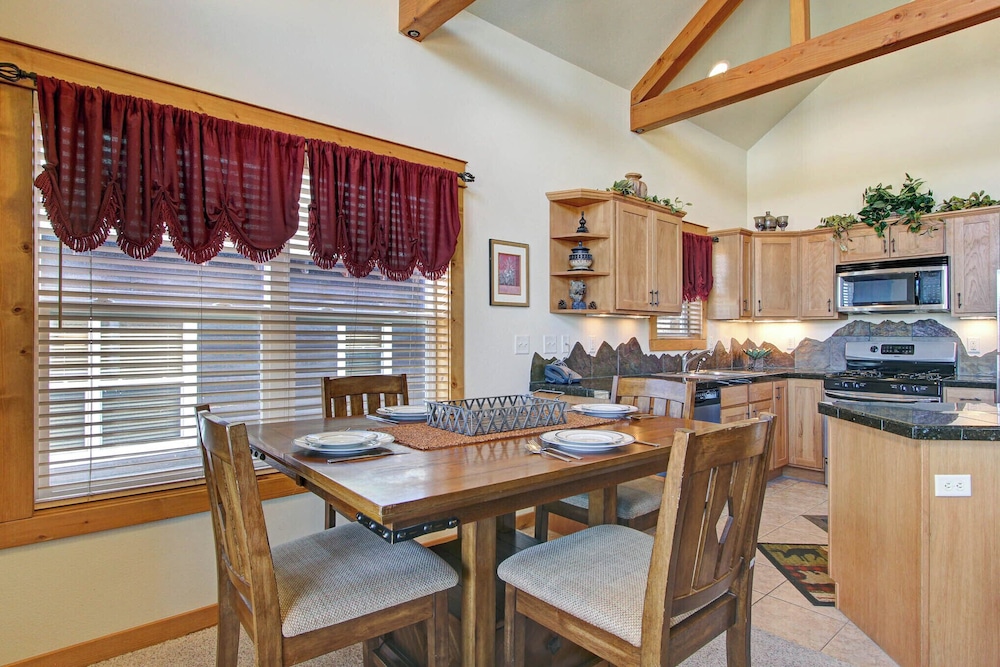 Estes Park Vacation Lodging