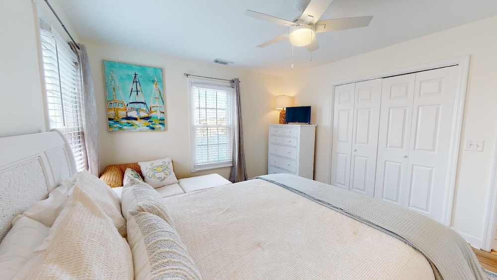 Pelican Point by Tybee Vacation Rentals
