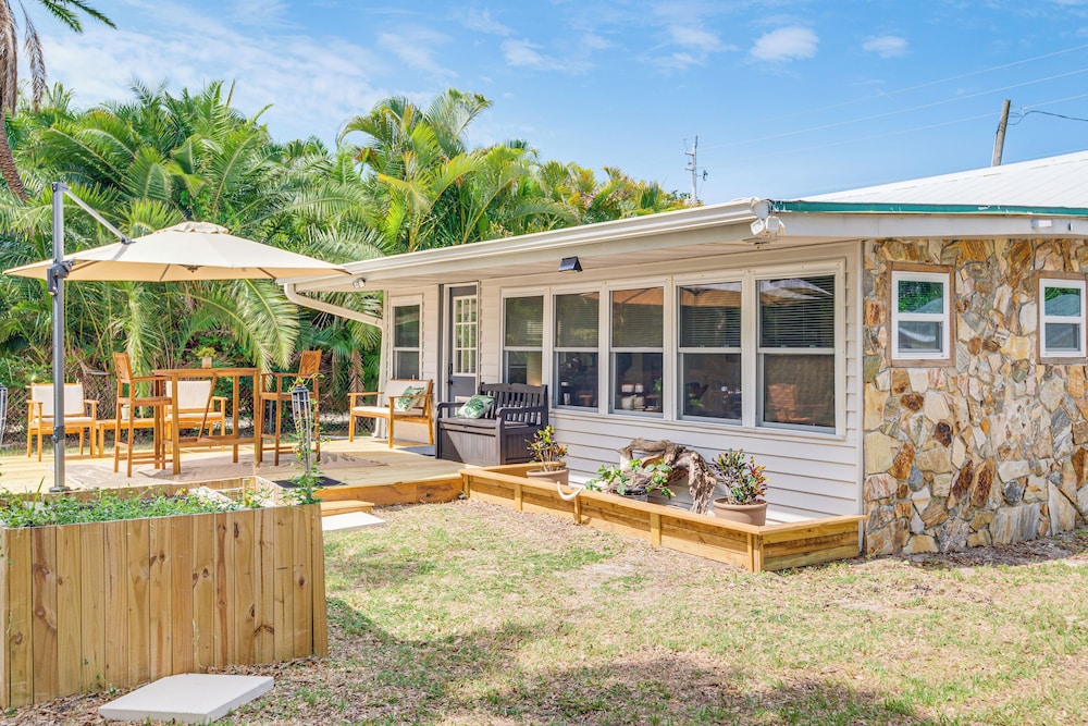 Merritt Island Home w/ Deck & River View!