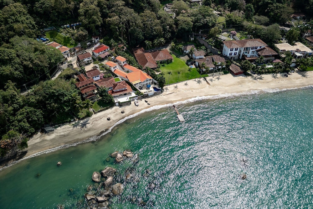 Angra - Mombaça | Mansão Espetacular Beira-Mar, 7 Suites - por Casapē Rio