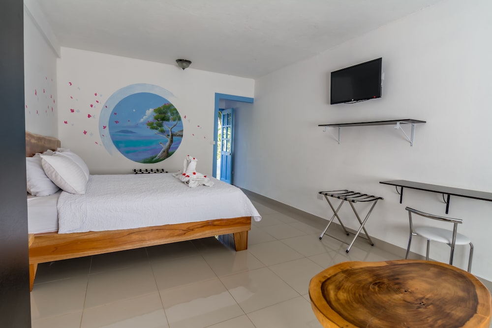 Club Ibiza - Party Hotel & Beach Club