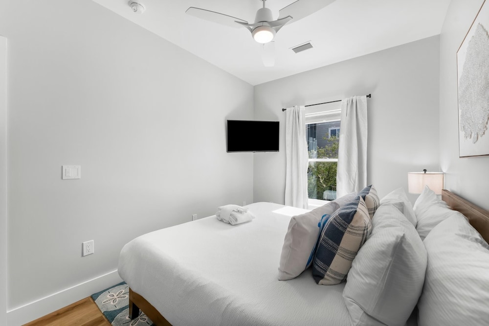 Cape Cottages by Panhandle Getaways