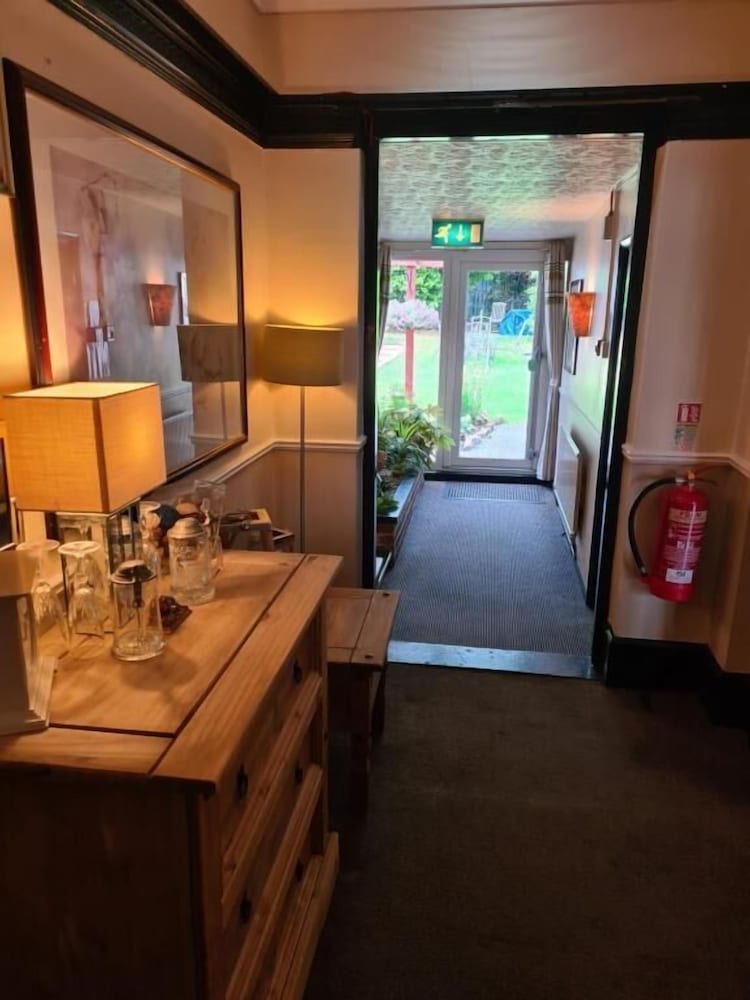 Tudor Lodge Hotel