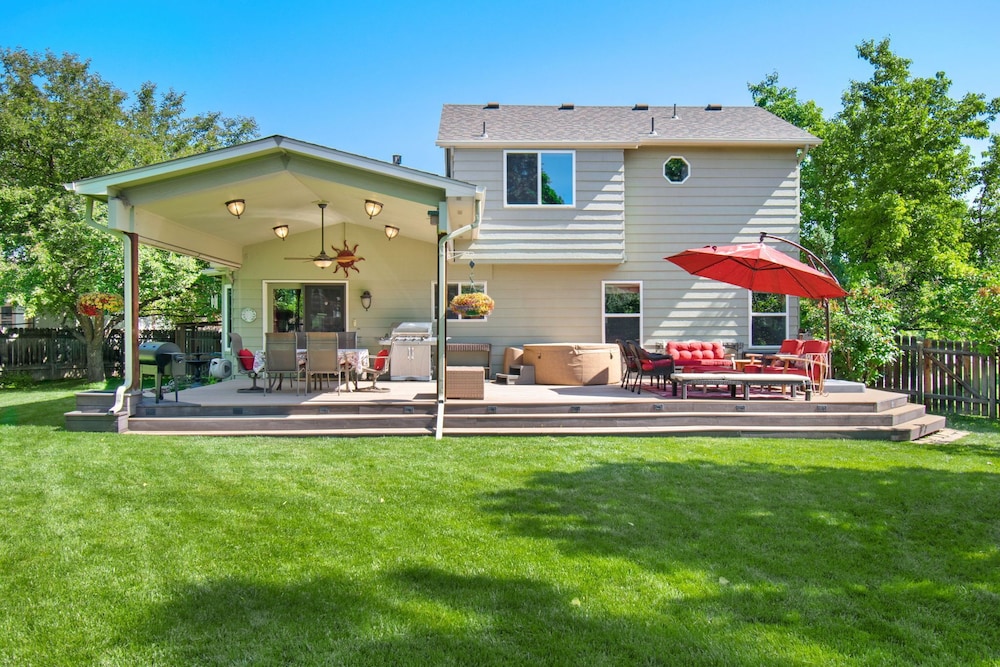 Parkside Gardens | Shady Private Yard W/ Hot Tub! view 4