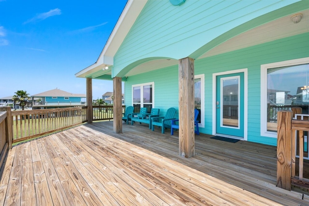 Pelican Post 3 Bedroom Home