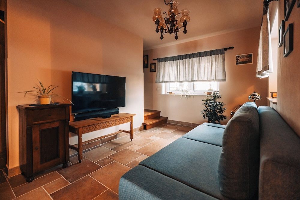 Stuk House
