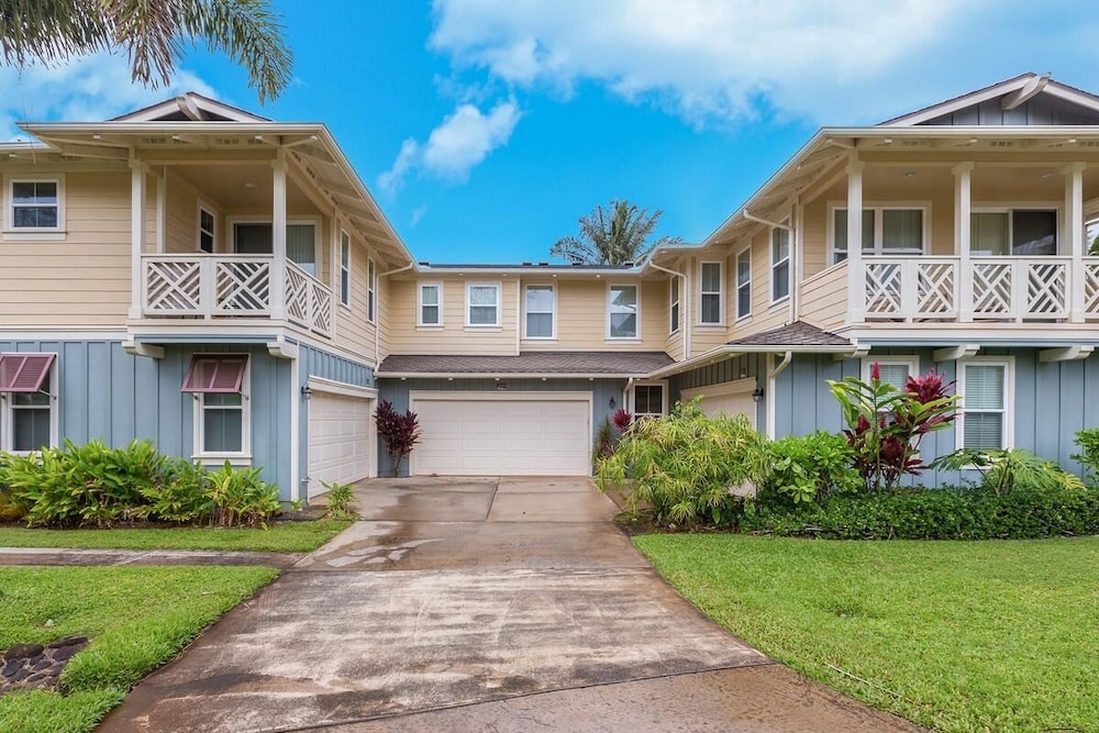 North Shore Kauai Hideaway 2 Bedroom Condo by RedAwning view 5
