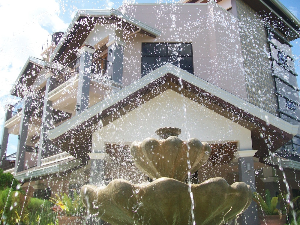 G's Grand Resort and Convention Center
