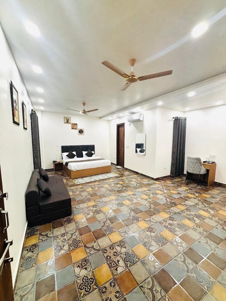 Nirvana inn