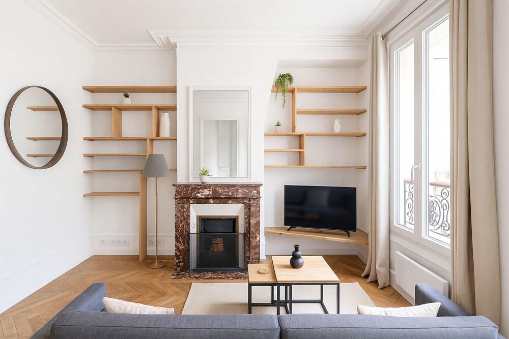 Spacieux appartement a Montmartre