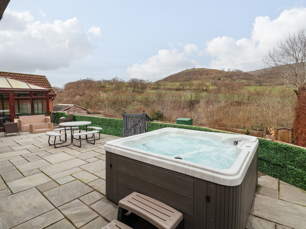 Llangollen Vacations - Talgais - Property Image 1