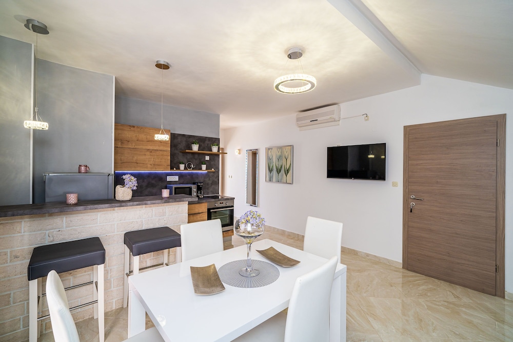 Apartments Sandito
