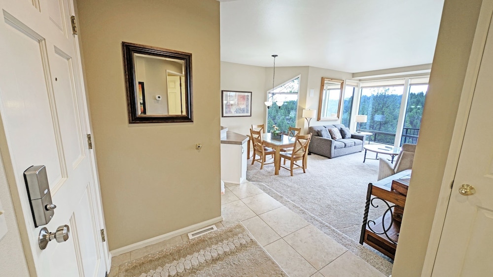 Mt Bachelor Village 332 A Sr 1 Bedroom Condo