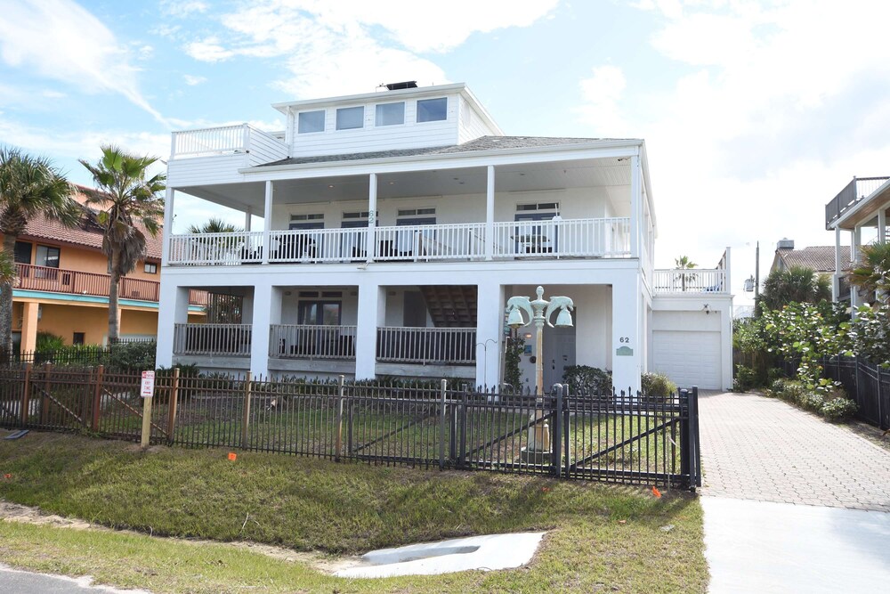 Just Beachy A Luxury Retreat Sleeps 12 3 Levels With Elevator- Perfect for 1-3 Families