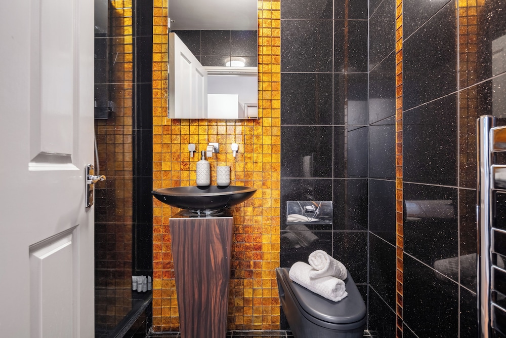 West End 1BR by Piccadilly & Soho