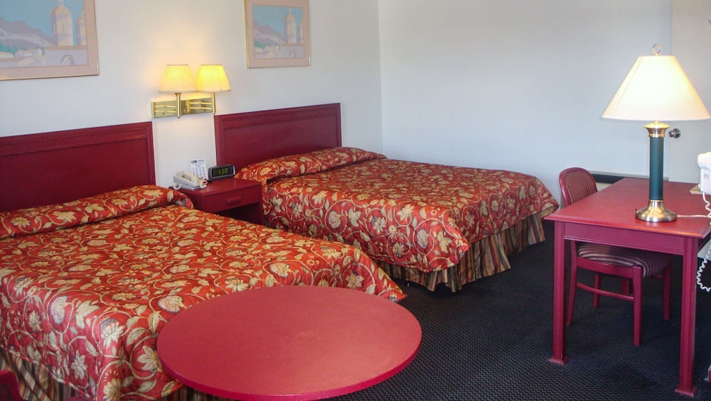 Junction City Vacations - Budget Host Golden Wheat Motel - Property Image 17
