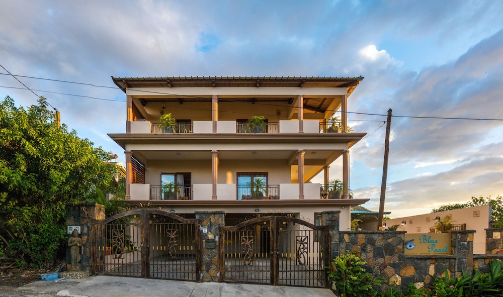 Blue Pearl Villa