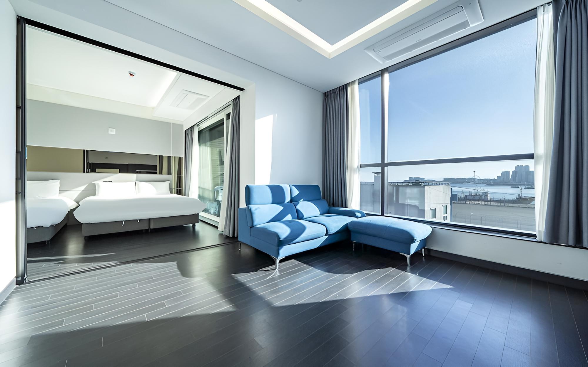 Sokcho E Hotel view 5