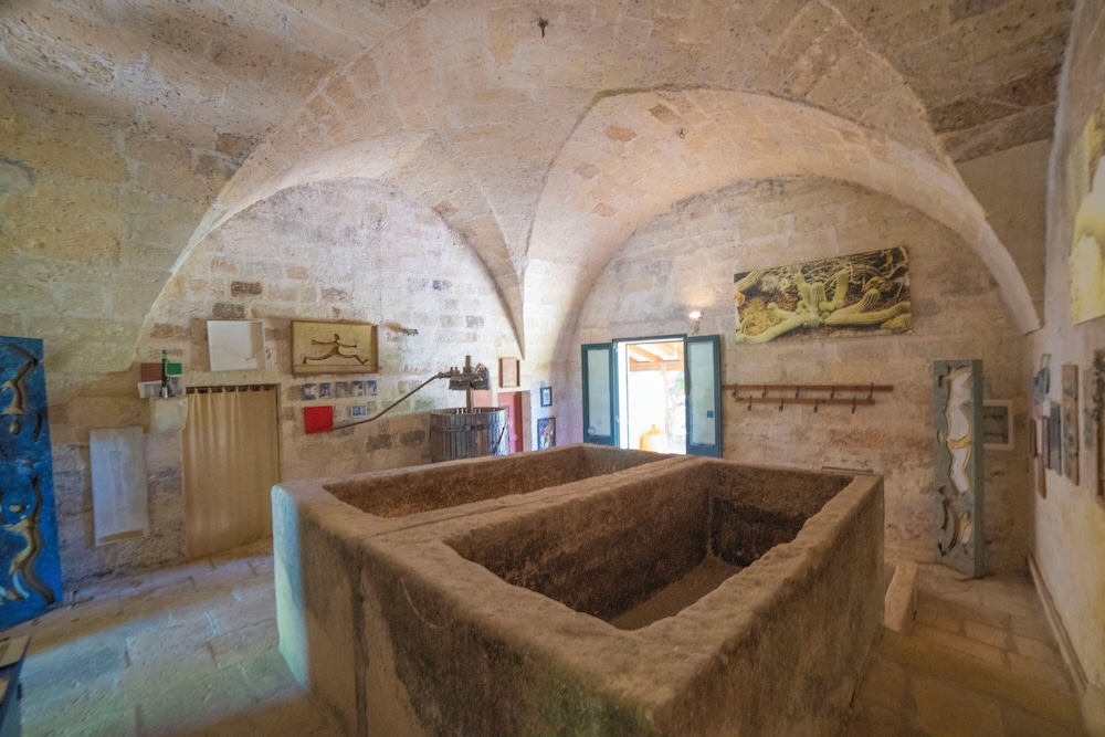 Masseria Le Palmentelle Pool And Garden