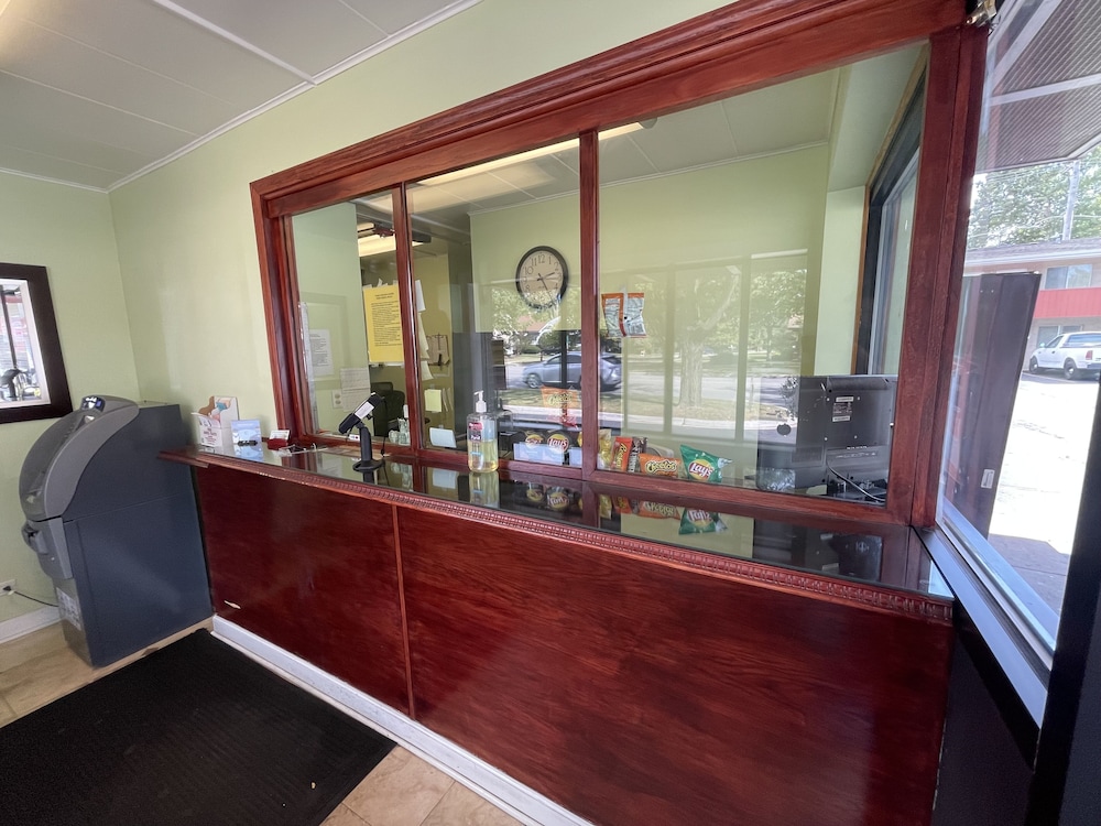VIBE INN - WHIRLPOOL SUITES view 2
