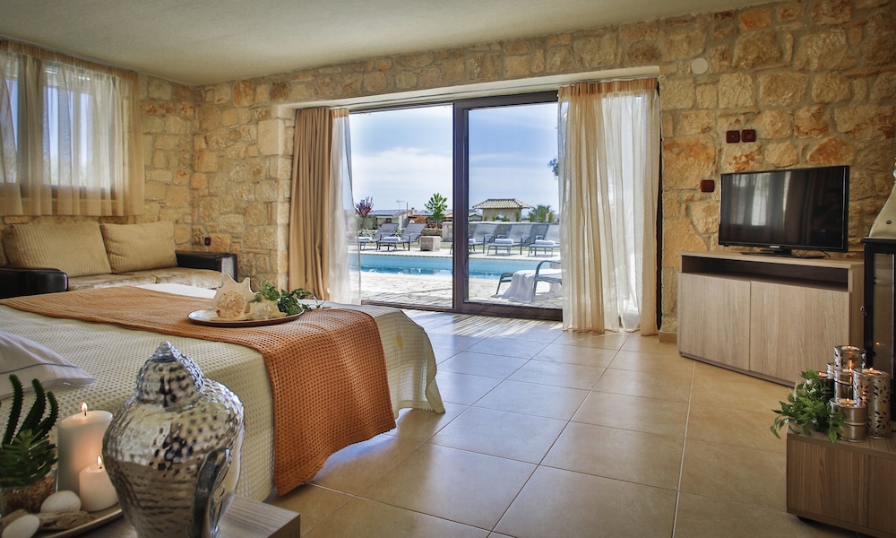 Stigmes Villas & Suites