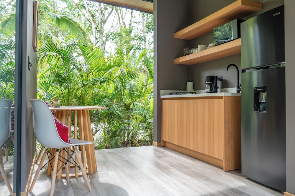 Raya Bungalow