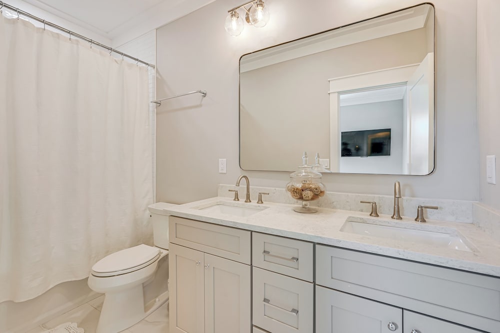 5,000+ Sq Ft! Luxe Beachfront House in Port St Joe