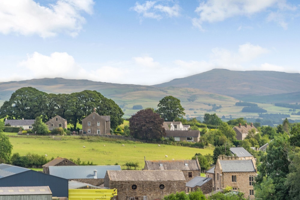 Ingleborough View