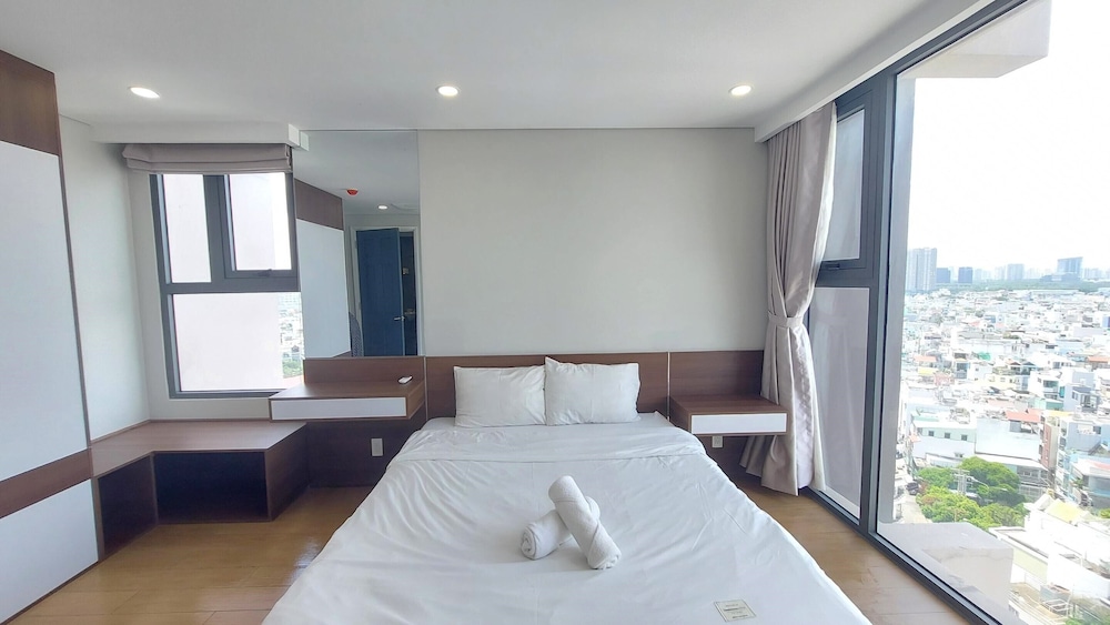 Luxury The Goldview Apartment - Saigon Center Riverside