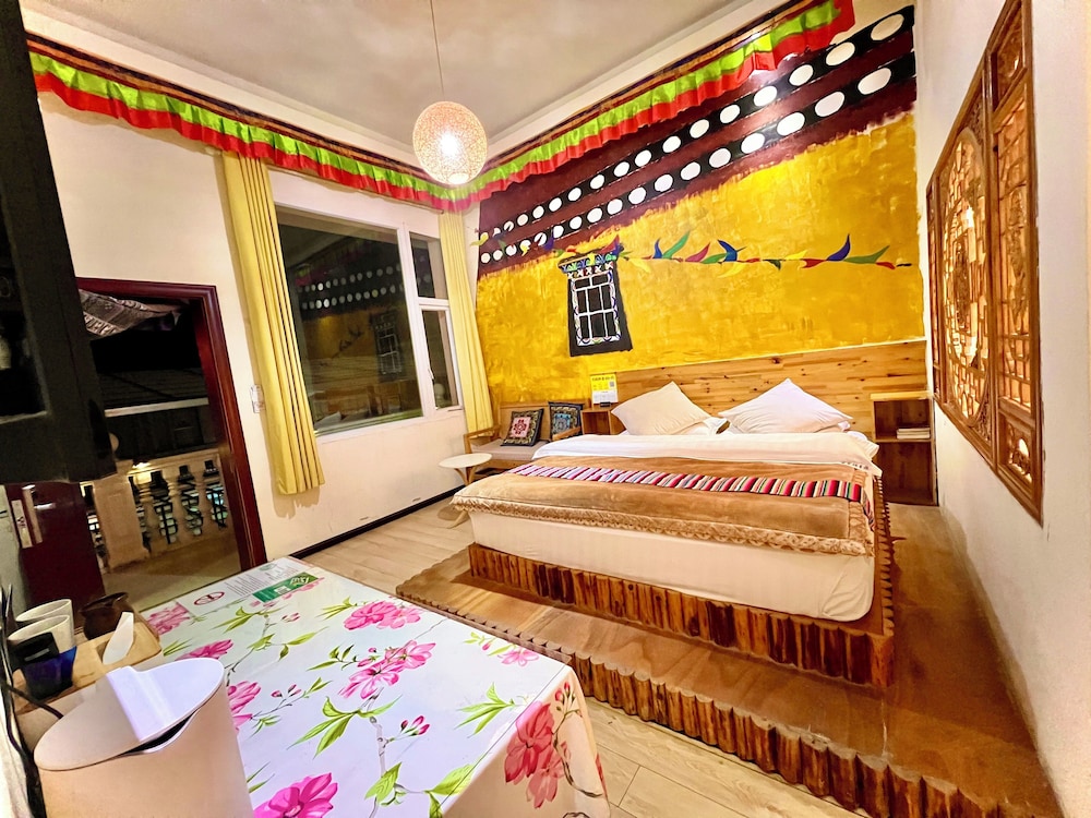 ShangriLa chudengshuo homestay