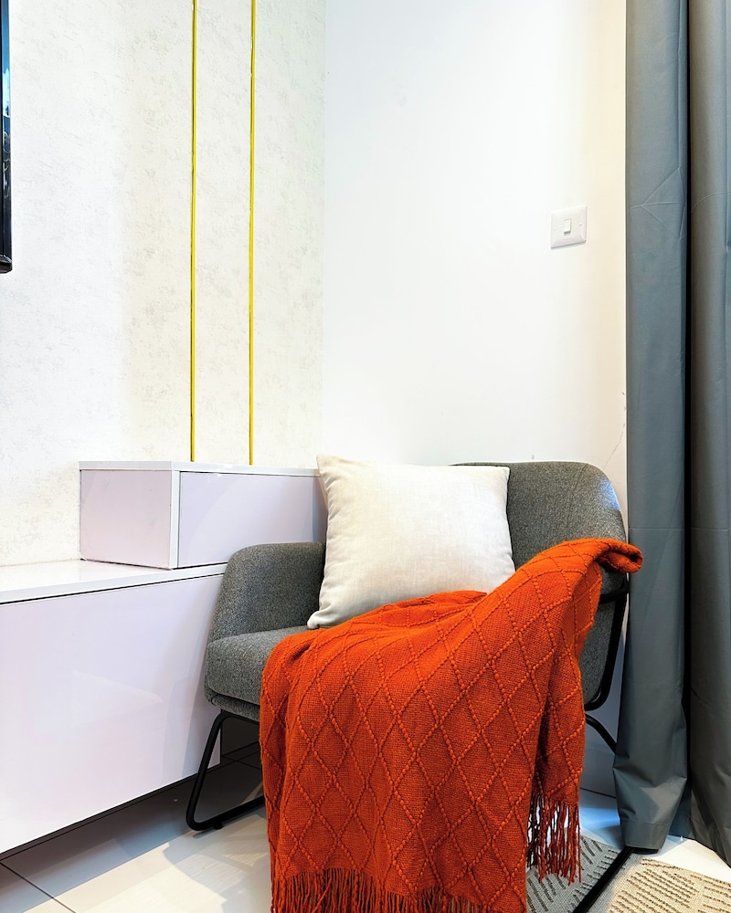 Serenity luxury studio loxwood