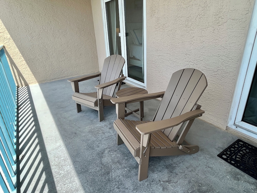 Surfside Shores by Southern Vacation Rentals