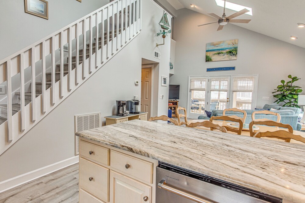 Walk to Ocean: Sunset Beach House w/ 3-level Deck!
