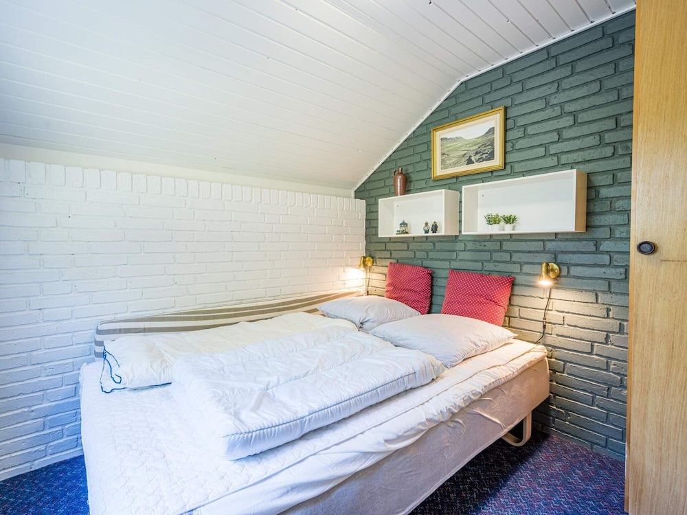 6 Person Holiday Home in Norre Nebel view 5