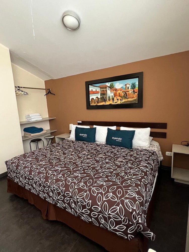 Wasi Airport Lima B&B