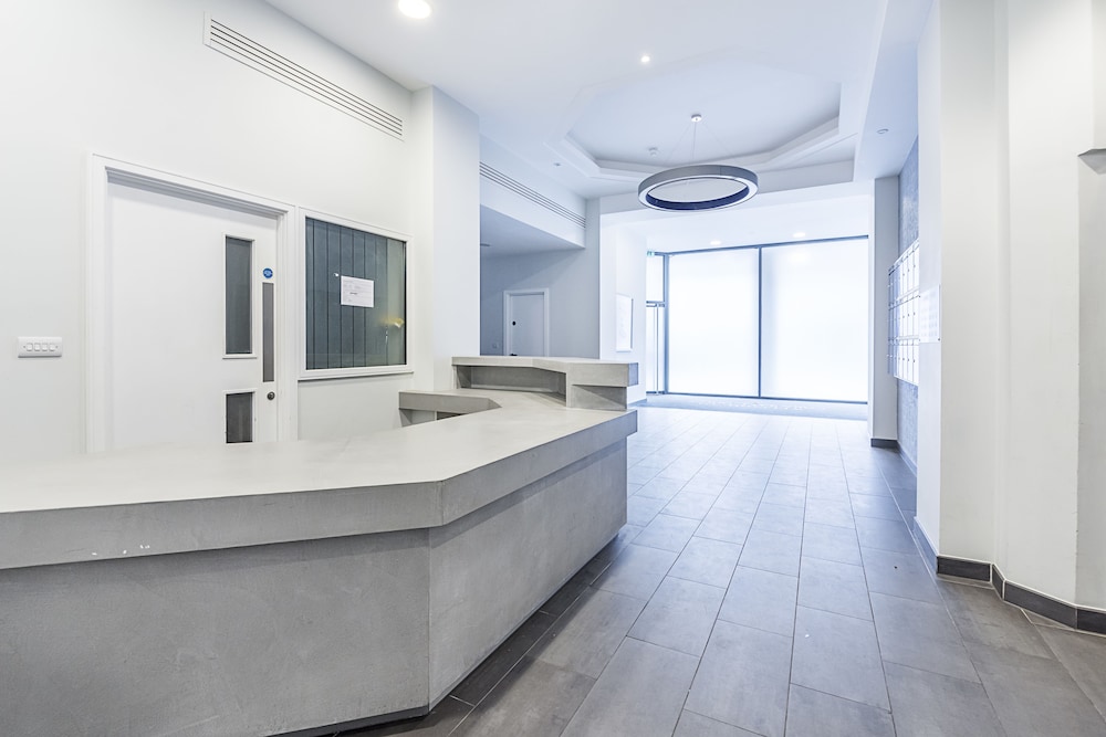 Cornwall House Apartments view 4