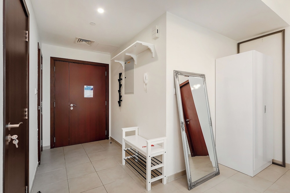 Excellent 1bdr at Bahar 6