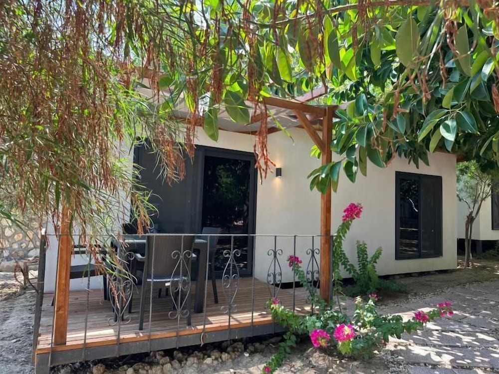 Otelox Ayaş Beach Bungalov