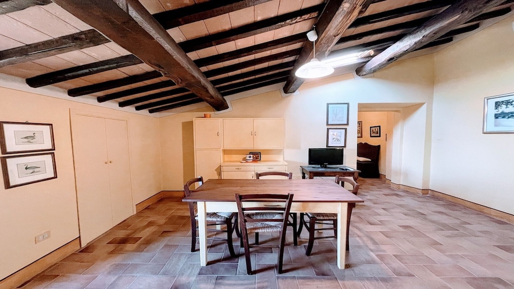 Open Pool Villa in Italy - Spoleto Umbria - Property Image 62