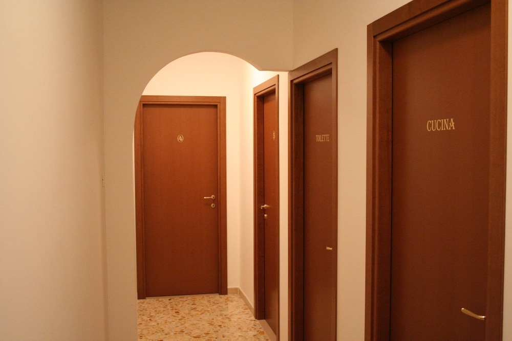 Photo 34