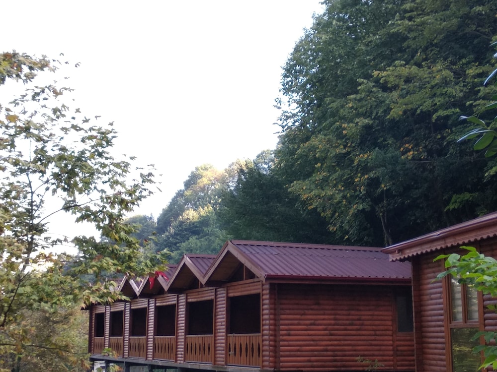 Derin Irmak Bungalow