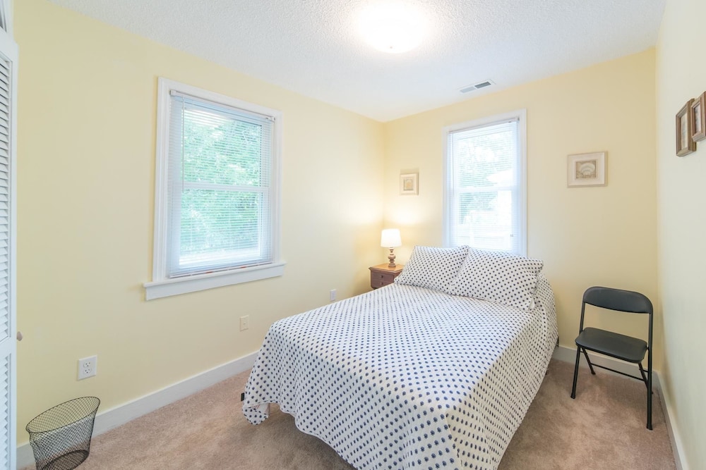 W Huron 110 2 Bedroom Holiday Home By My Ocean Rentals