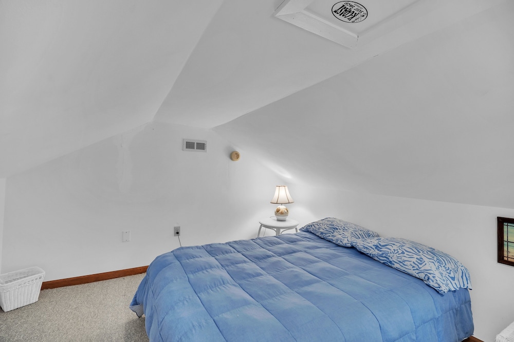 Oyster Cottage In Historic Fishing Village 2 Bedroom Cottage