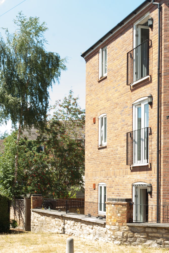 Chestnut Court, 사진 40