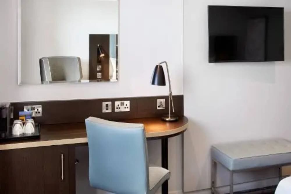 Premier Inn Inverness Millburn Rd — photo 35