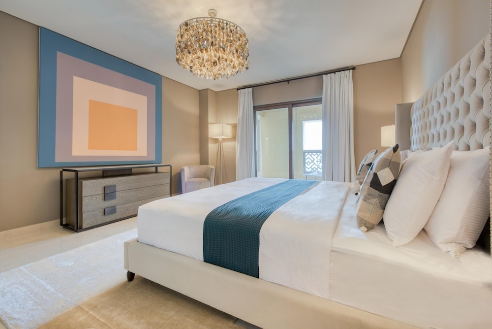 Luxury Palm Apartment With Beach Sea View