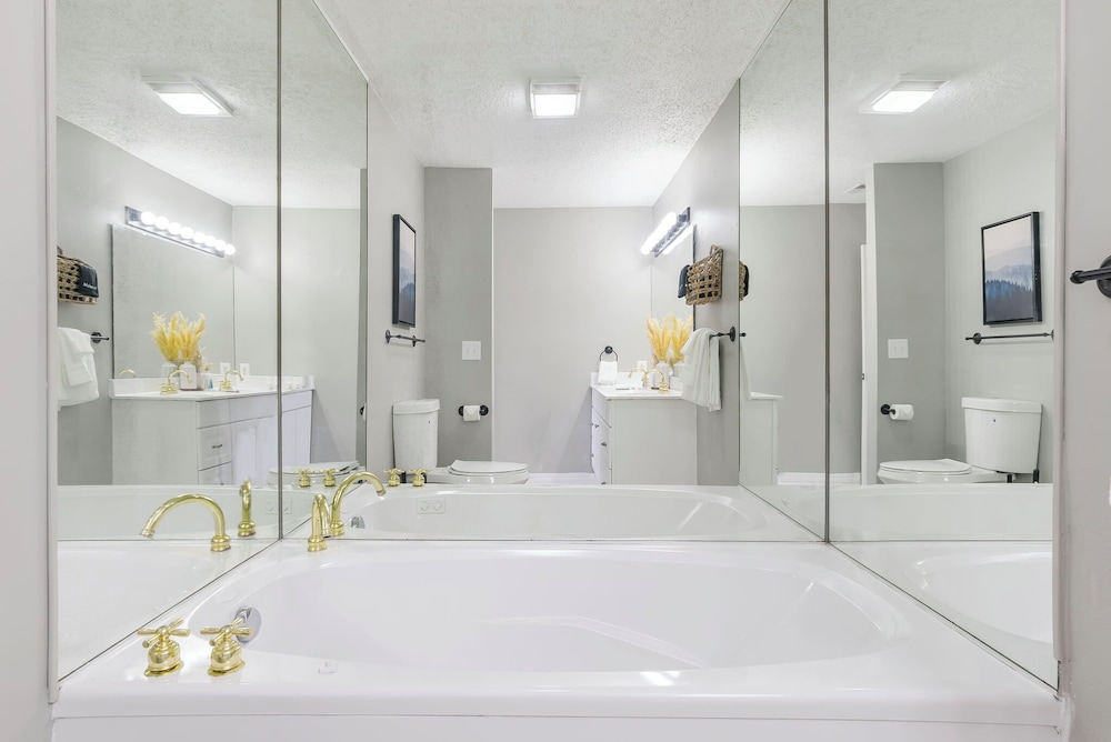 Pointe Royale Retreat - Relaxation Awaits!