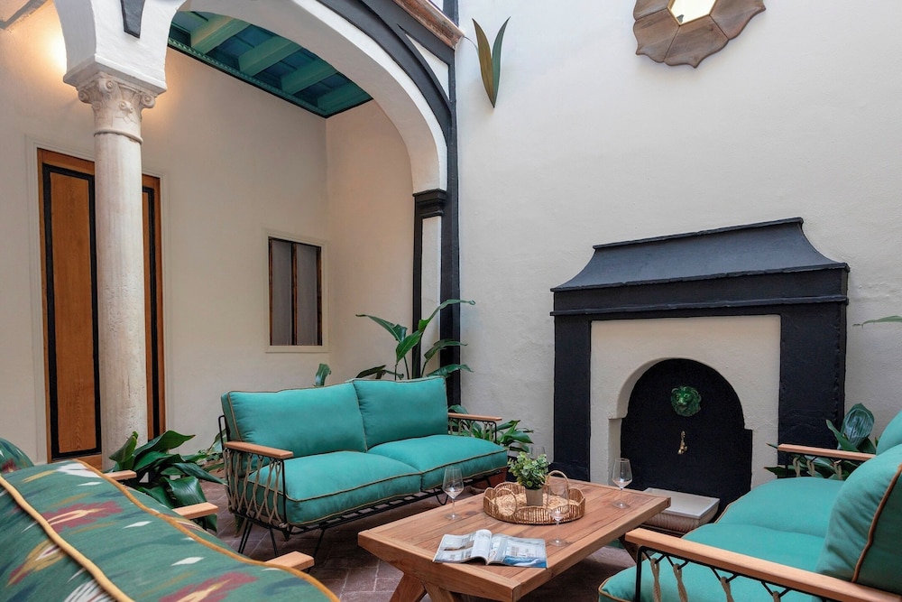 Sevillian House With Terrace. Augusto Plasencia