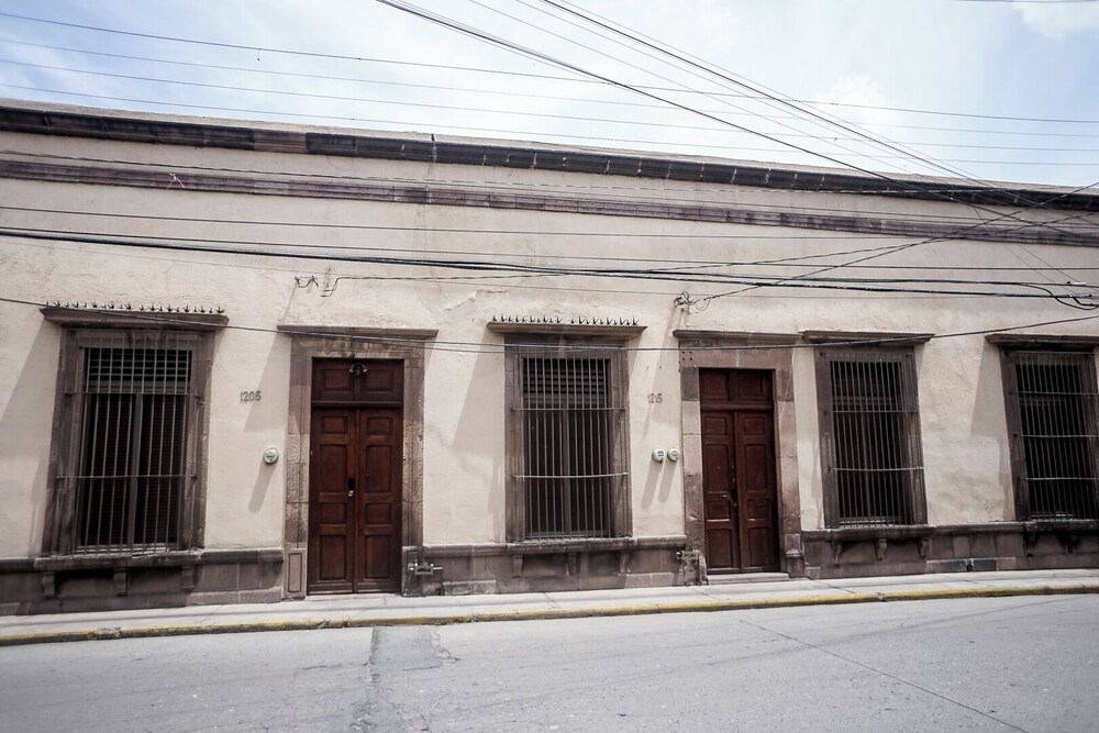 Hotel Casa Morelos - Image 1