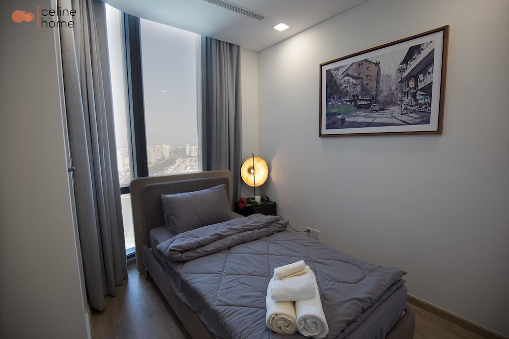 Celine Home - Vinhomes Central Park